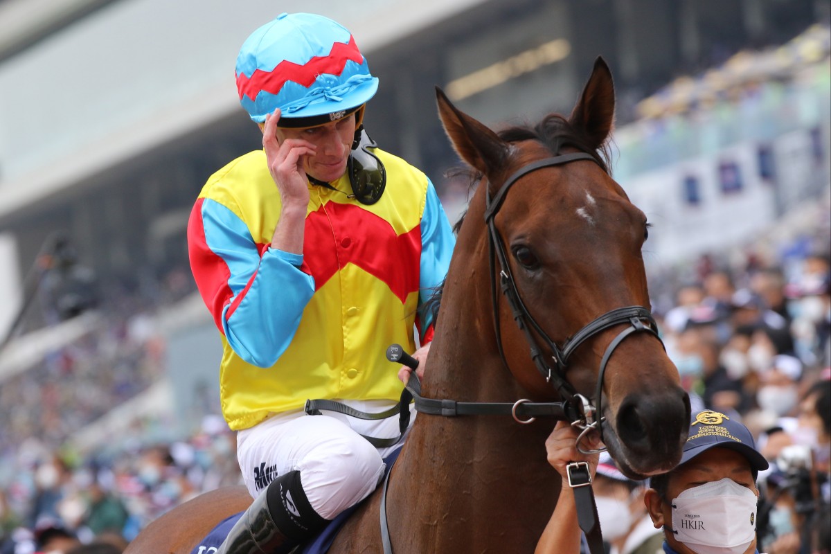 Ryan Moore and Wellington return after winning the 2022 Hong Kong Sprint. Photo: Kenneth Chan