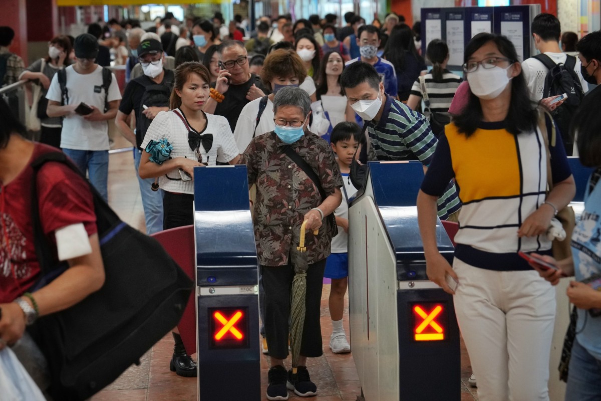 Elderly and disabled passengers are entitled to travel on public transport for just HK$2. Photo: Elson Li