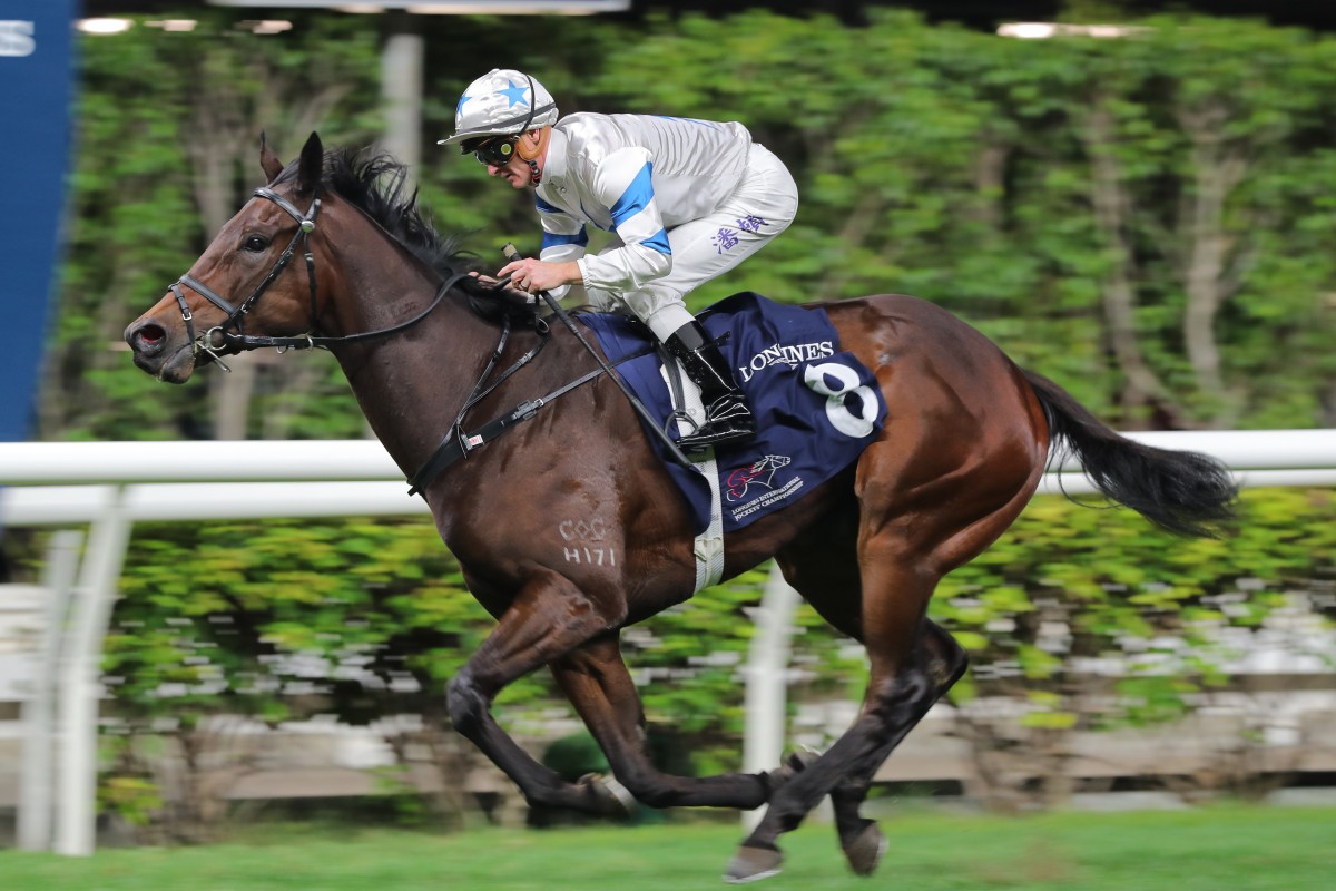 Silver Sonic and Zac Purton combine to win on International Jockeys’ Championship night at Happy Valley. Photo: Kenneth Chan