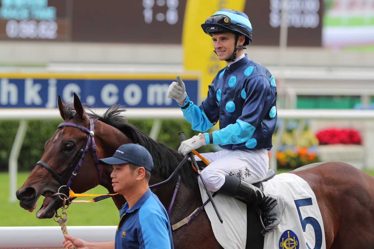 Lyle Hewitson gives Fun Elite’s debut win the tick of approval. Photo: Kenneth Chan