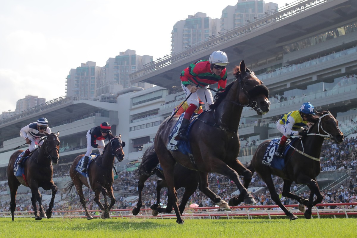 Russian Emperor takes out last year’s Group One Champions & Chater Cup (2,400m). Photo: Kenneth Chan
