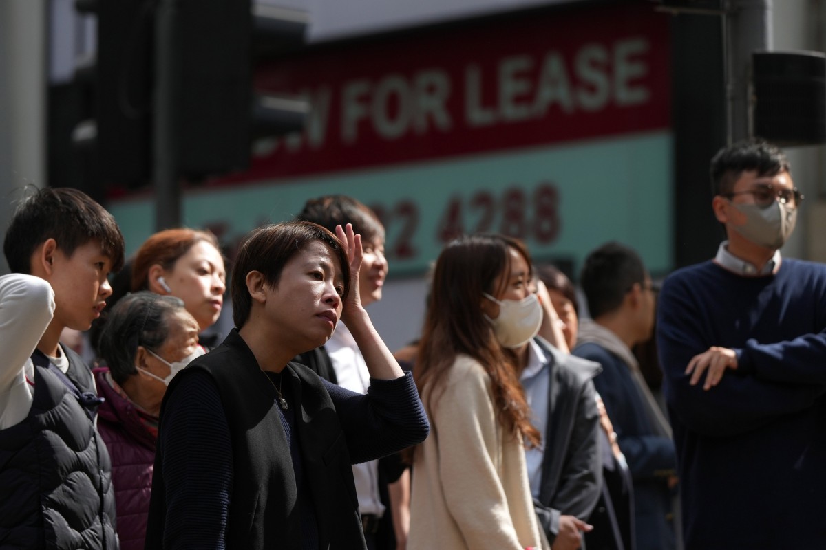 Men underestimate hurdles women face, University of Hong Kong study finds. Photo: Eugene Lee