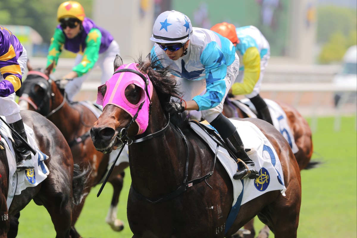 Vincent Ho boots home Baby Crystal at Sha Tin on Sunday. Photos: Kenneth Chan