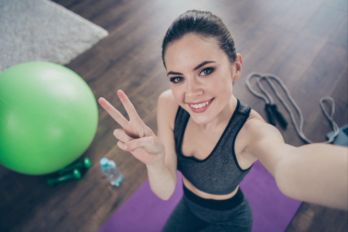 More people are using make-up while exercising, which is likely to be harmful for your skin. Photo: Shutterstock