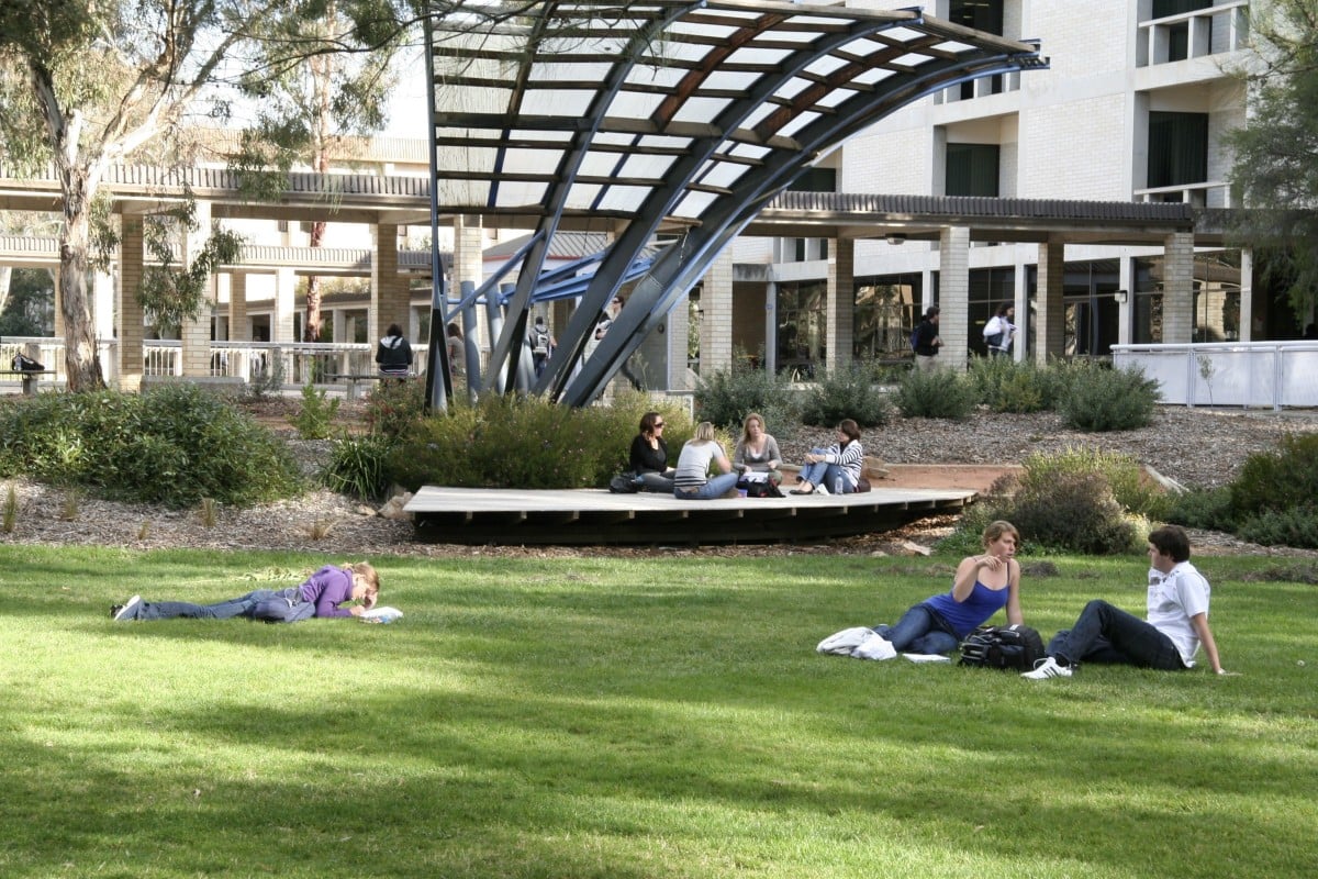 Hongkongers may face tougher university admission standards in Australia thanks to a planned cap on enrolment. Photo: SCMP