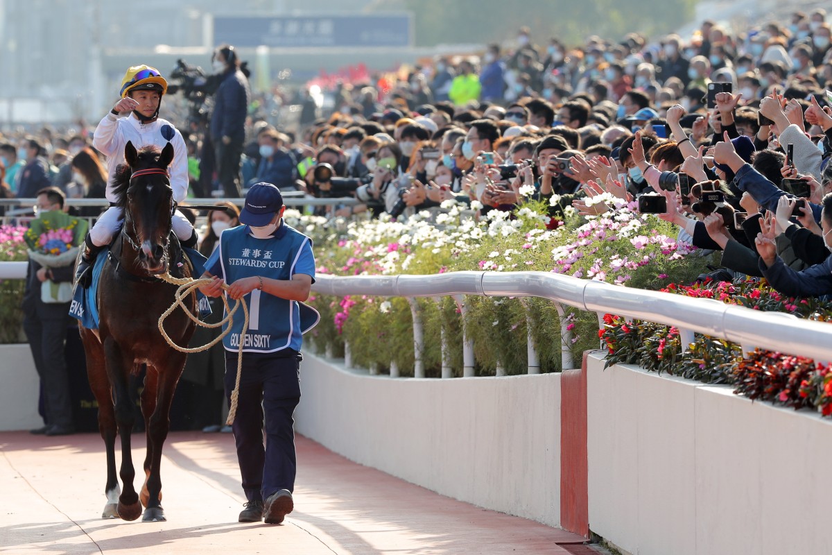 Golden Sixty gets a hero’s welcome from the Sha Tin crowd. Photo: Kenneth Chan