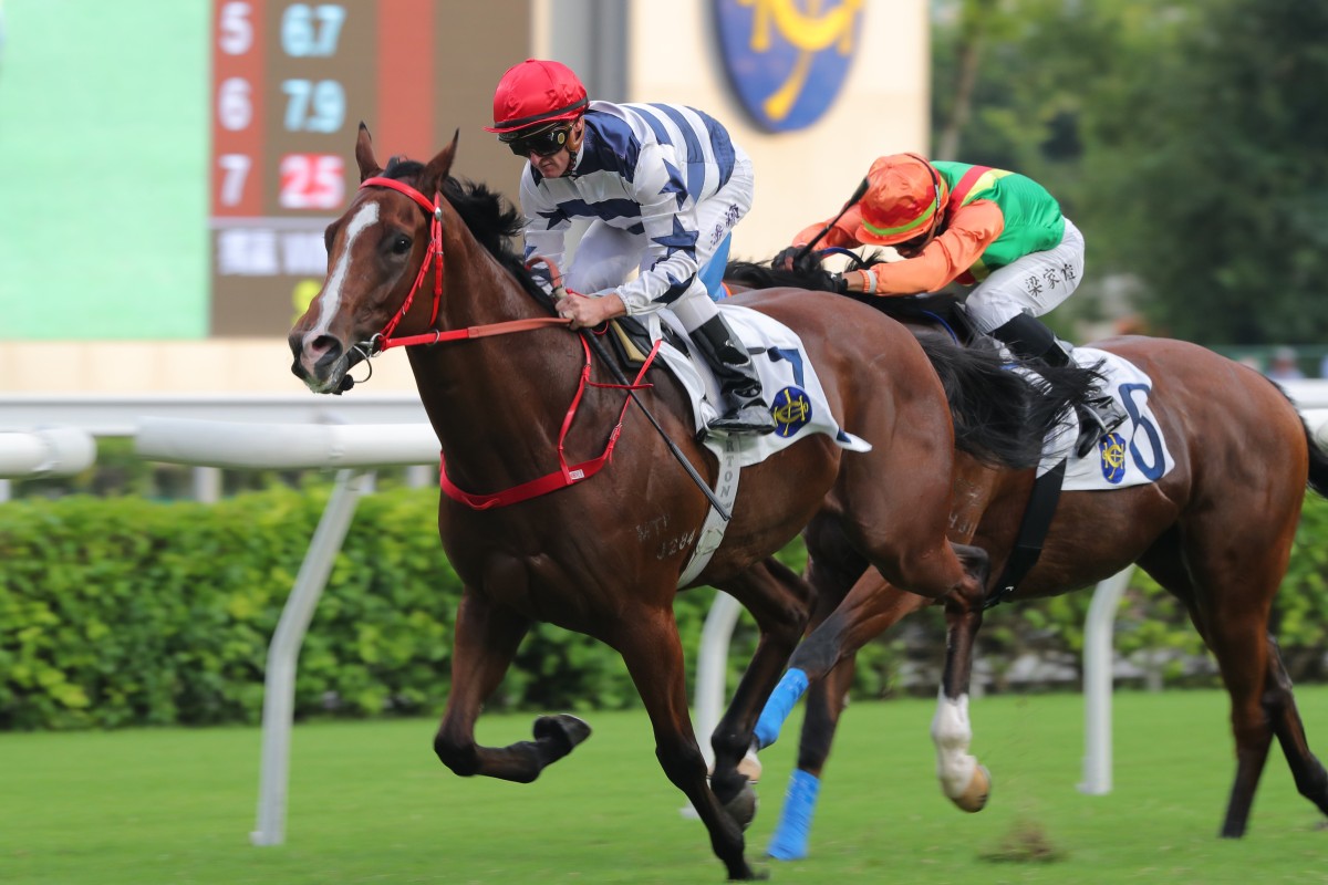 Packing Power cruises to victory for Zac Purton in his first Sha Tin start. Photos: Kenneth Chan