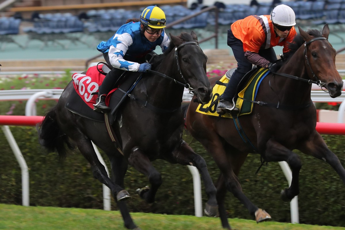 Ivy Lam (centre) at the Sha Tin trials. Photo: Kenneth Chan