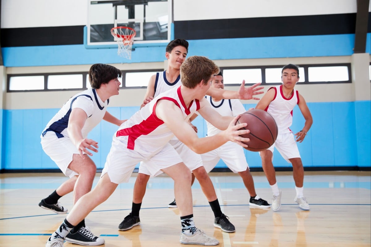 Two readers debate whether students should be allowed to wear their own athletic clothes for PE classes. Photo: Shutterstock