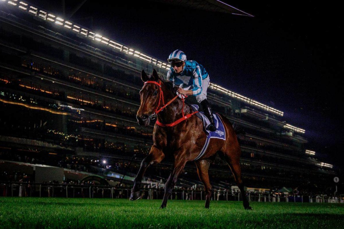 Romantic Warrior wins the Group One Jebel Hatta (1,800m) at Meydan on Friday night. Photos: Alex Evers/HKJC