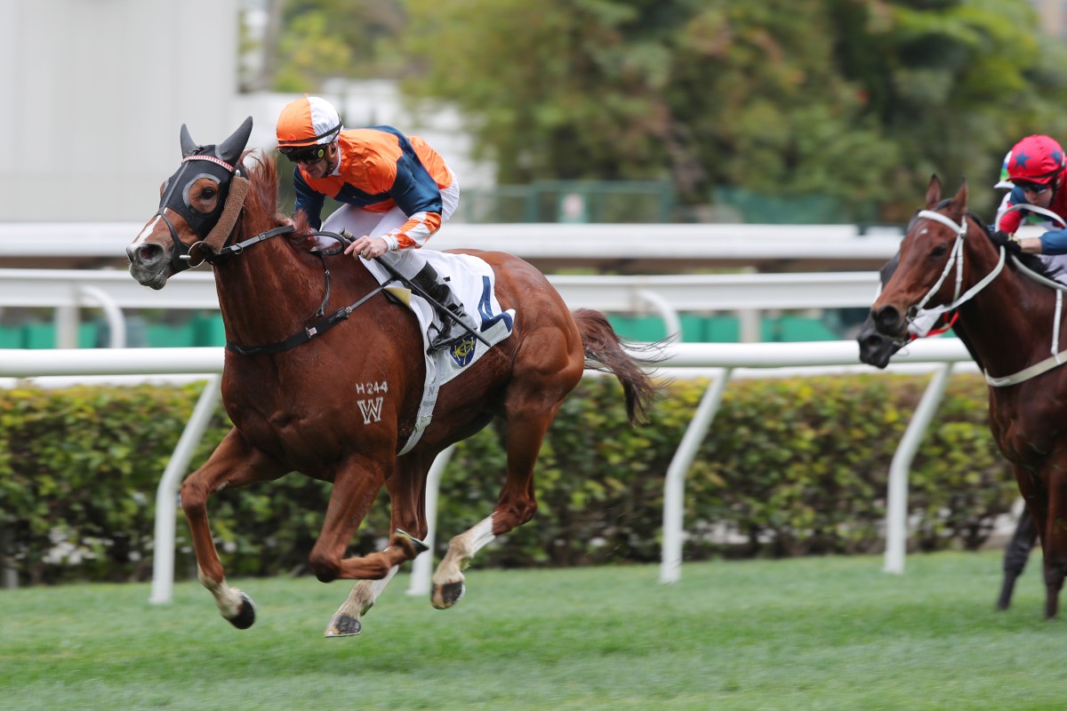 Sunlight Power surges clear under Zac Purton to score at Sha Tin. Photos: Kenneth Chan