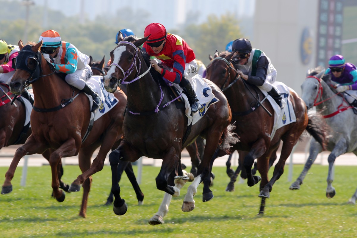 Hong Lok Golf salutes under Harry Bentley at Sha Tin last month. Photo: Kenneth Chan