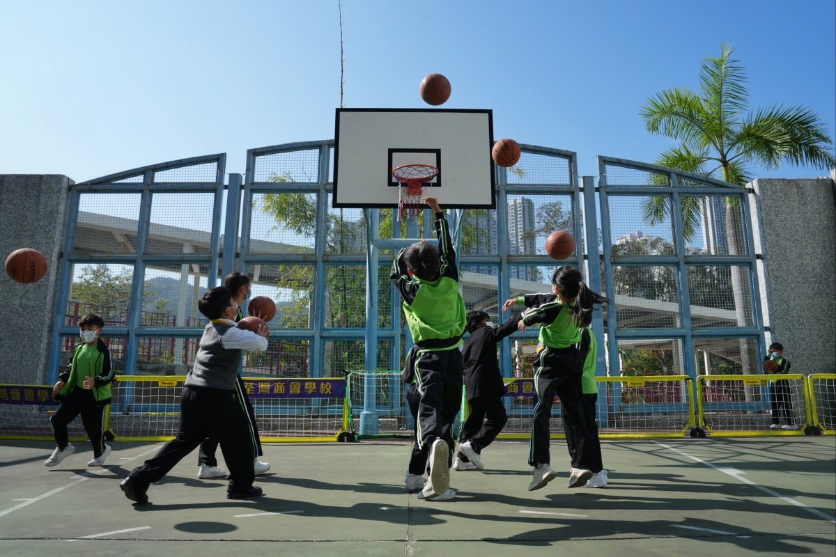 The World Health Organization says children should aim for at least 60 minutes of exercise every day. Photo: Elson Li