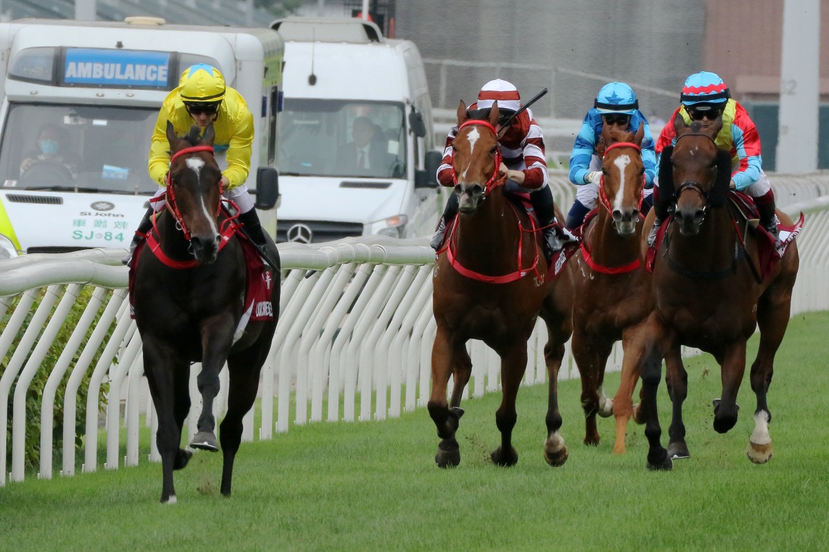 Lucky Sweynesse (left) wins the 2023 Group One Chairman’s Sprint Prize (1,200m). Photos: Kenneth Chan