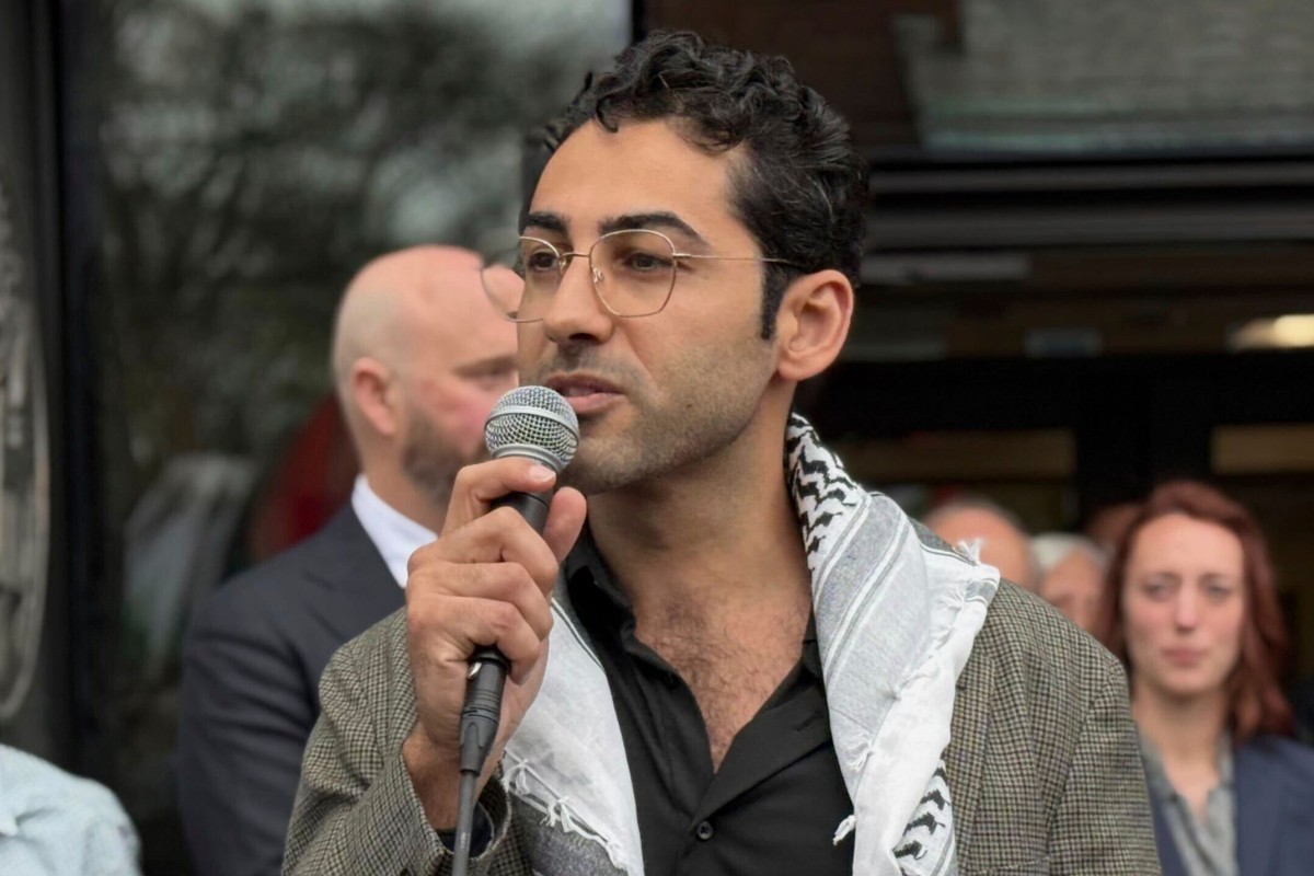 Mohsen Mahdawi speaks outside the courthouse after a judge released the Palestinian student activist on Wednesday, Photo: AP