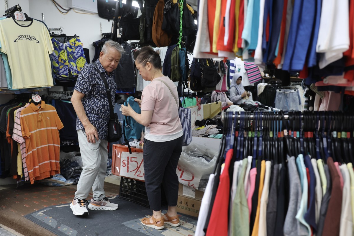 A new government task force will focus on increasing consumption among elderly Hongkongers. Photo: Edmond So