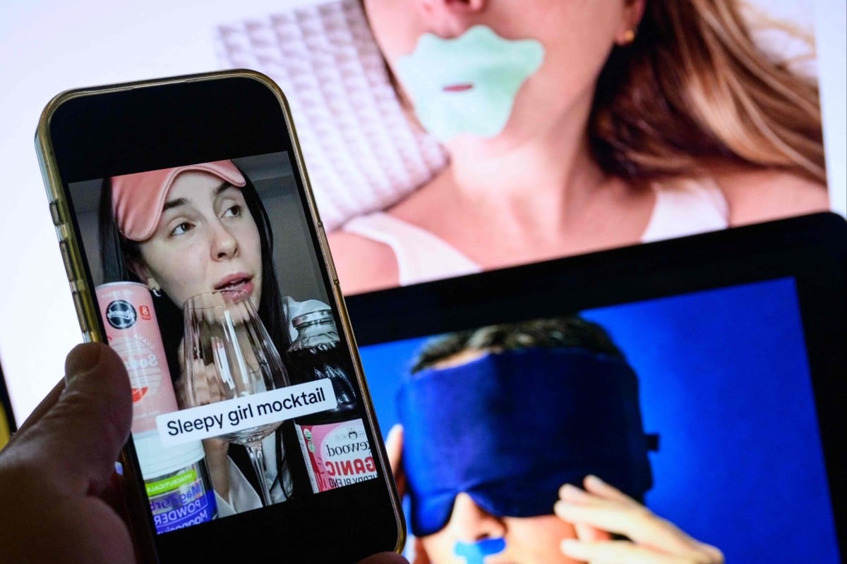 “Sleepmaxxing” is trending online, but experts warn these extreme bedtime routines lack evidence and pose risks. Photo: AFP