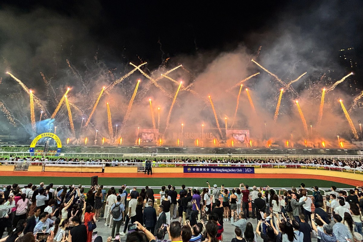 A fireworks display marks the 2024-25 season finale at Happy Valley Racecourse on July 16. Photo: Kenneth Chan.