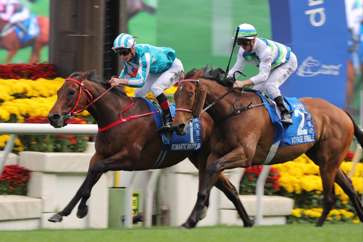 Romantic Warrior (inside) edges Voyage Bubble in last year’s epic Group One Gold Cup. Photos: Kenneth Chan