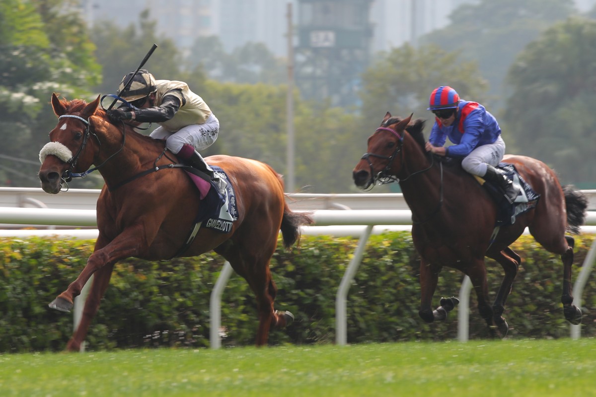 Dubai Honour finishes second to Giavellotto in last year’s Hong Kong Vase. Photos: Kenneth Chan