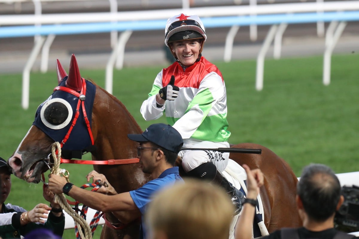 Hollie Doyle waves goodbye (for now) to Hong Kong on Tuesday. Photos: Kenneth Chan
