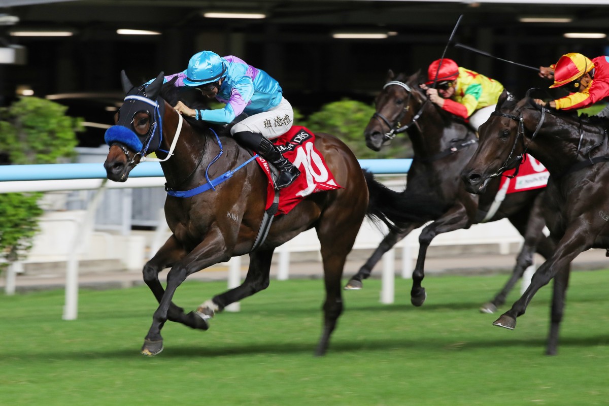 Lo Rider scores first up at Happy Valley under Harry Bentley. Photos: Kenneth Chan