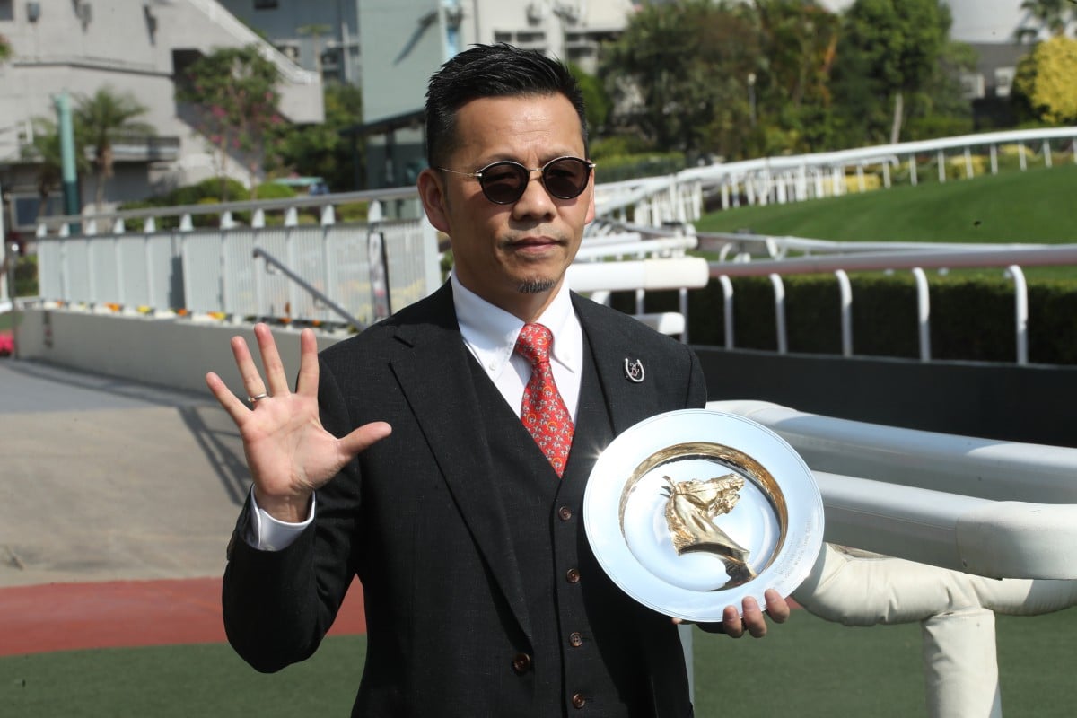 Frankie Lor celebrates his 500th winner at Sha Tin. Photos: Kenneth Chan