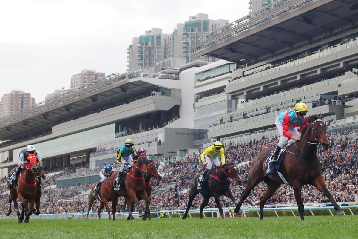 Ka Ying Rising wins December’s Hong Kong Sprint under Zac Purton. Photos: Kenneth Chan