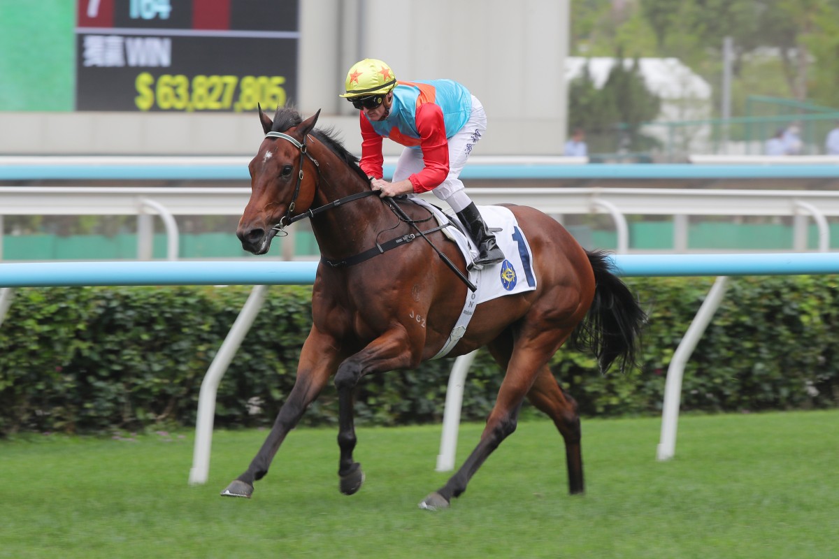 Ka Ying Rising, ridden by Zac Purton, wins the Group Two Sprint Cup at Sha Tin. Photos: Kenneth Chan.