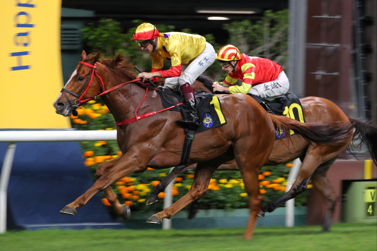 Fantastic Fun, ridden by Hugh Bowman, wins at Happy Valley. Photos: Kenneth Chan