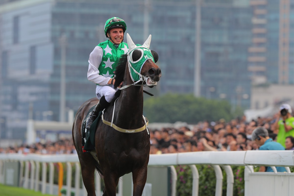 William Buick returns to scale after winning the 2018 QE II Cup with Pakistan Star. Photos: Kenneth Chan