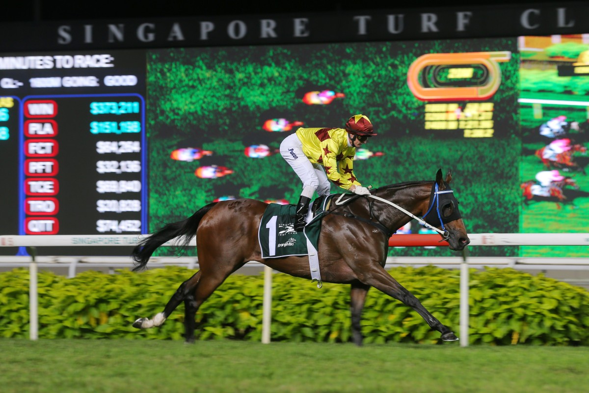 Zac Purton cruises to victory aboard Southern Legend in the Kranji Mile. Photos: Kenneth Chan