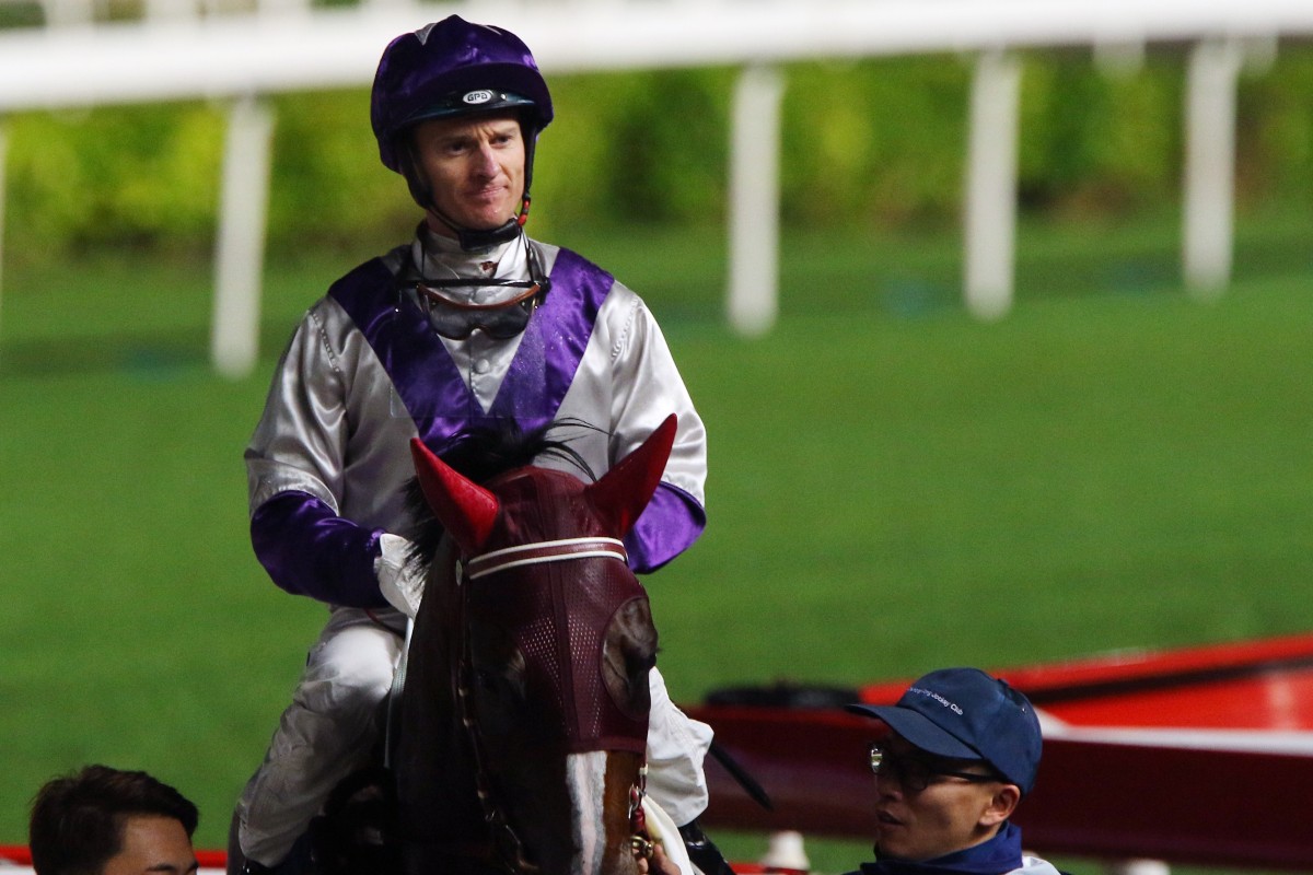 Zac Purton acknowledges the crowd after winning on Buddies at Sha Tin. Photos: Kenneth Chan