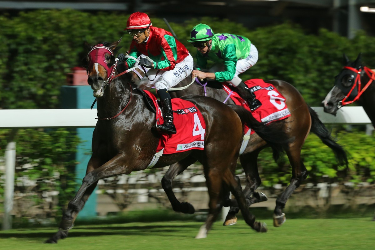 Grant van Niekerk guides Helene Charisma to victory at Happy Valley on Wednesday night. Photos: Kenneth Chan