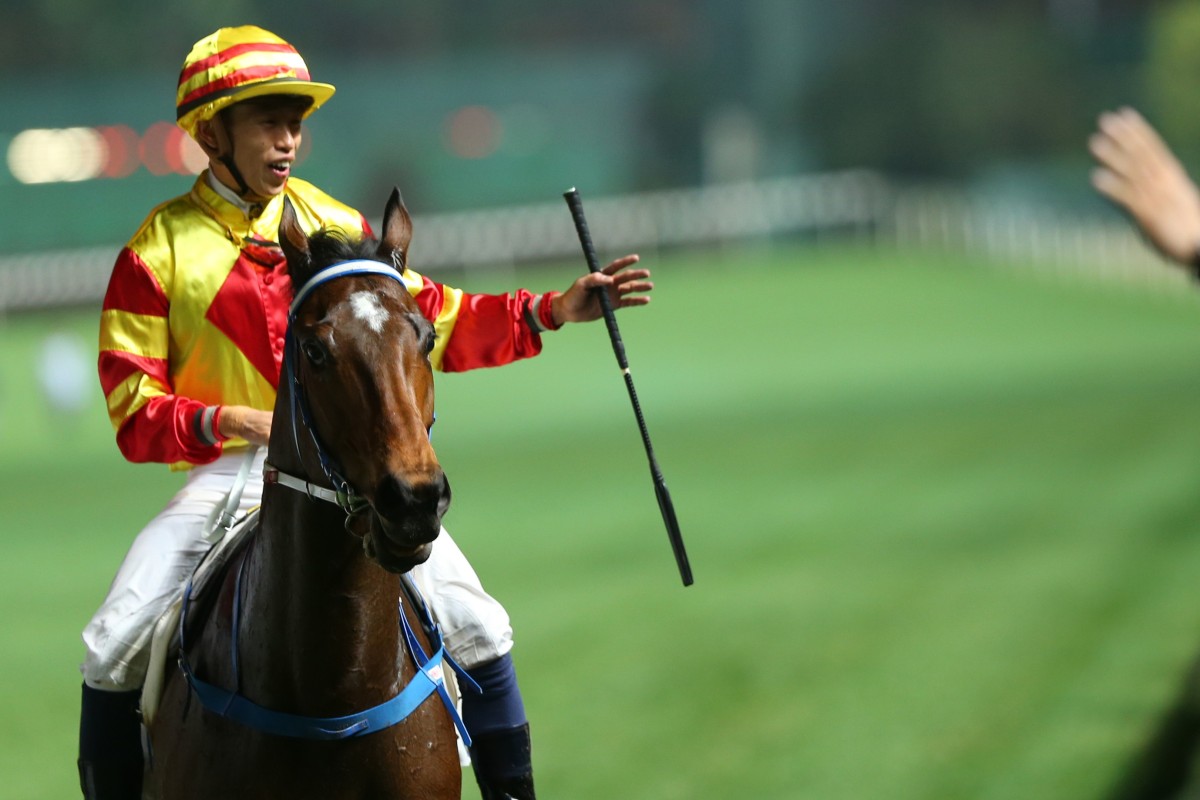 Vincent Ho returns to scale on Shamport after winning at Happy Valley this season. Photo: Kenneth Chan