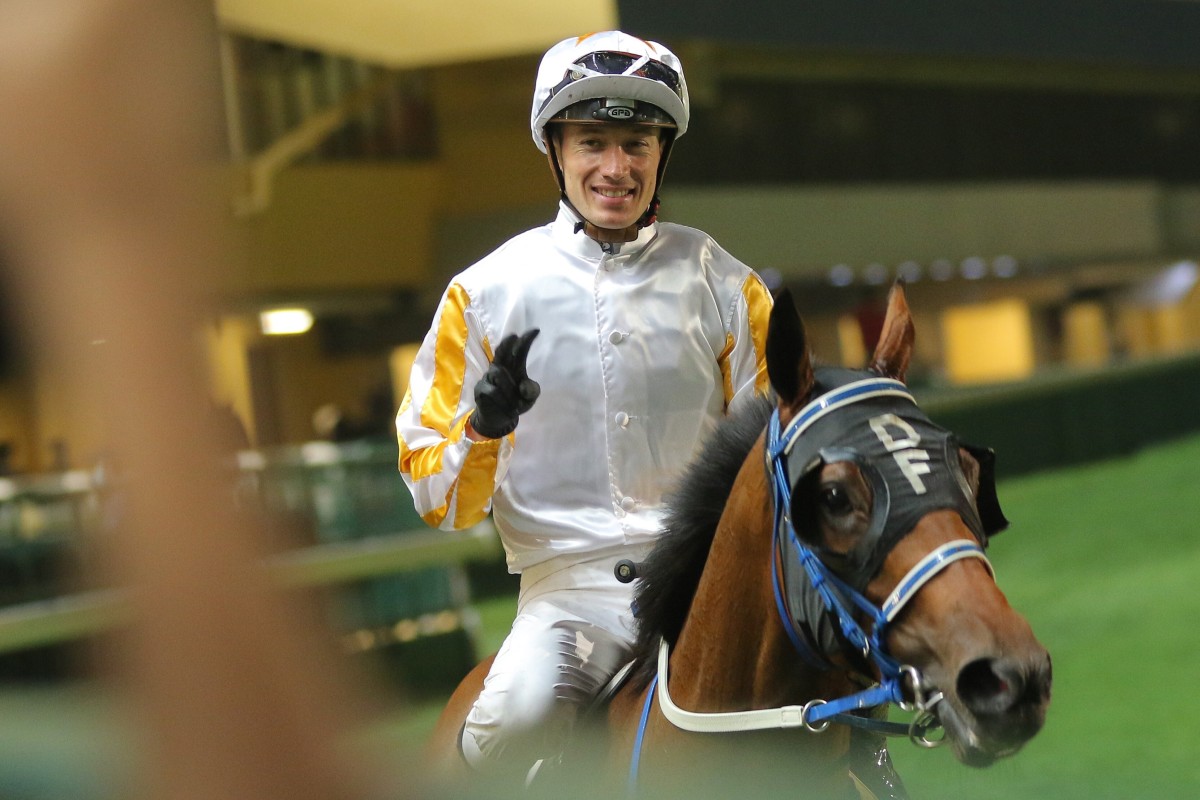Antoine Hamelin returns to scale after winning aboard Surrealism at Happy Valley on Wednesday night. Photos: Kenneth Chan