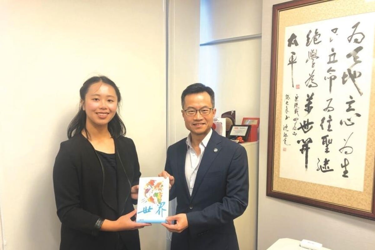Hang-chi (left) teamed up for a day with The Hong Kong Jockey Club’s Leong