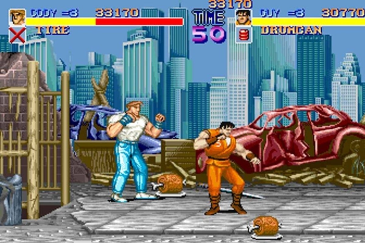 In 'Final Fight', eating food you find on the ground is completely normal. (Photo: Capcom/Screenshot)