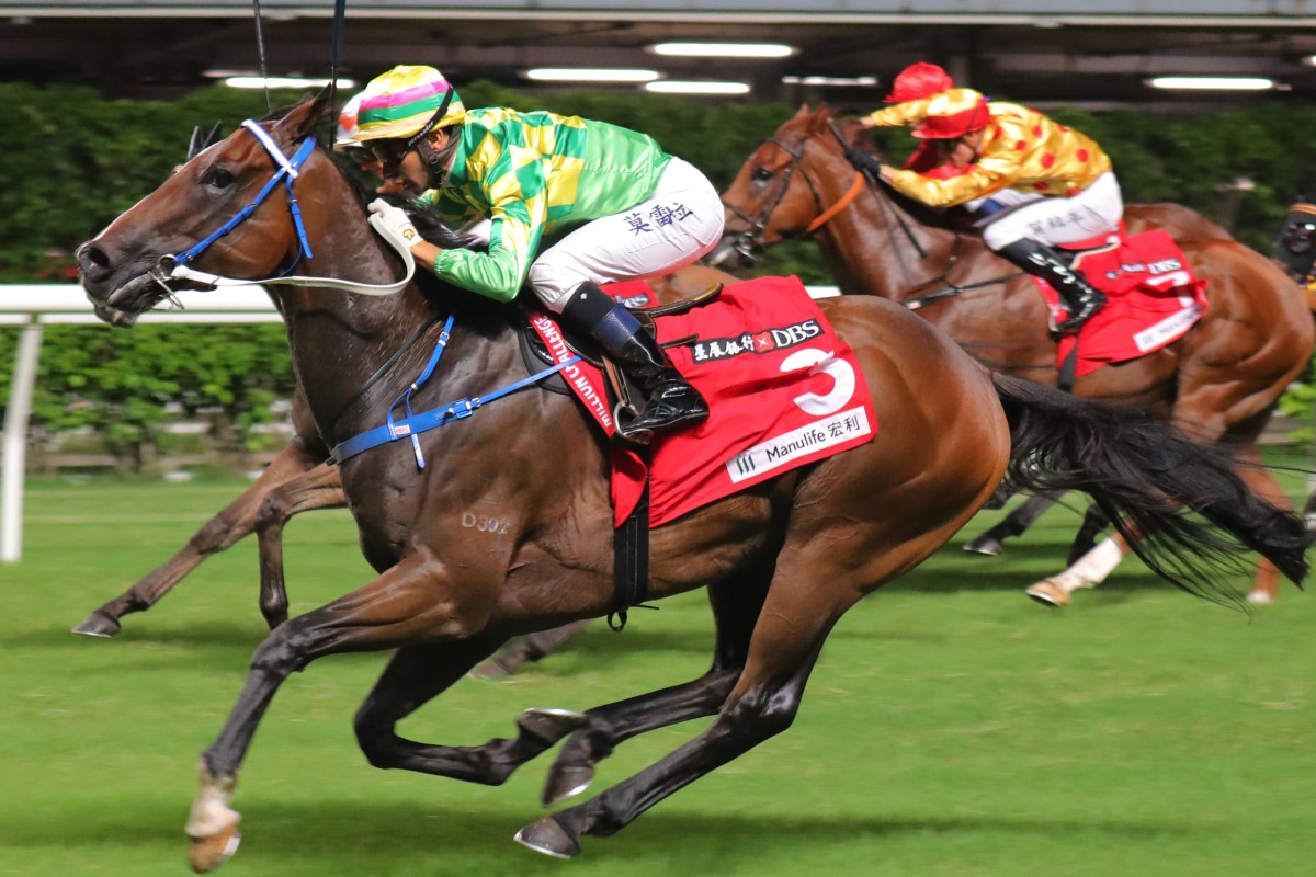 Green Aeon wins at Happy Valley under Joao Moreira. Photos: Kenneth Chan