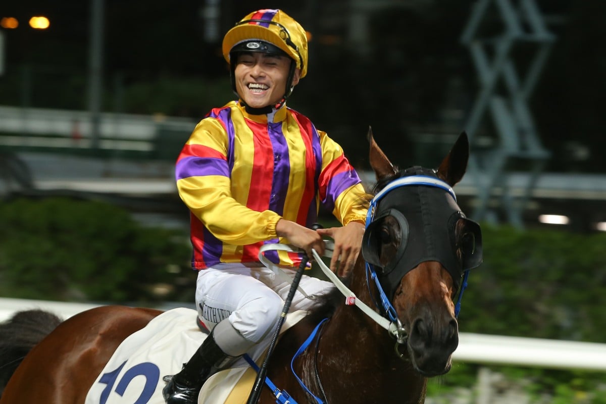 Keith Yeun returns after riding a winner at Happy Valley. Photos: Kenneth Chan