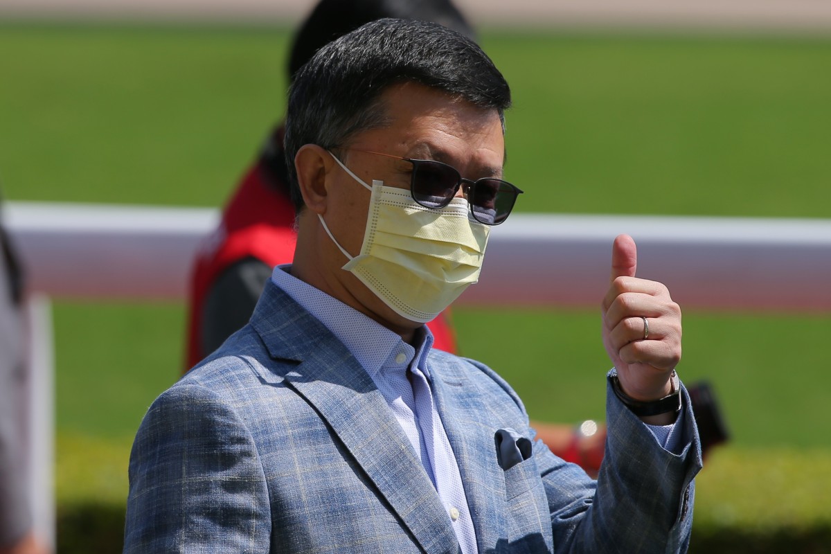 Peter Ho gives the thumbs up after Amazing Agility’s win on Sunday. Photo: Kenneth Chan