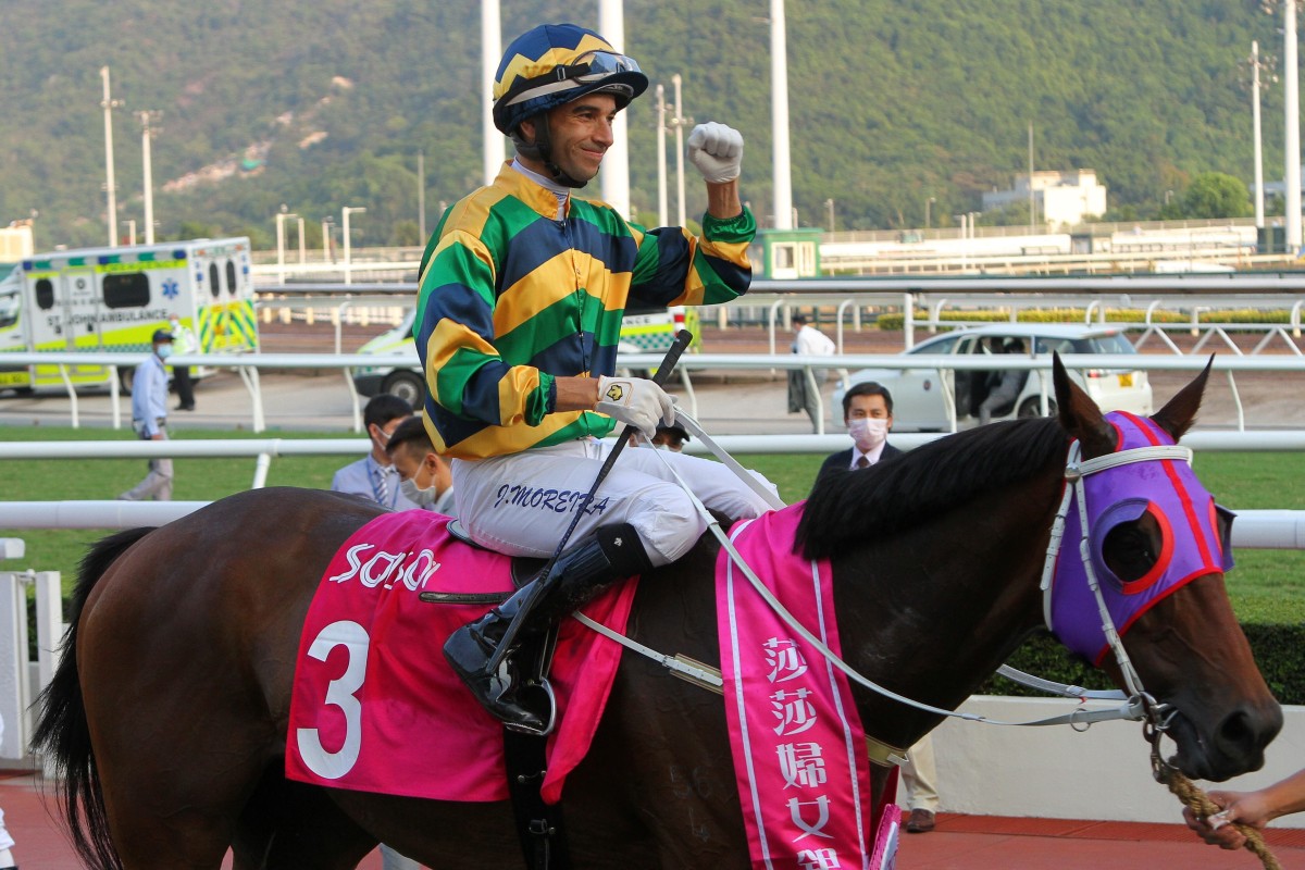 Joao Moreira celebrates after Furore returns to the winner’s circle after the Group Three Sa Sa Ladies’ Purse. Photos: Kenneth Chan
