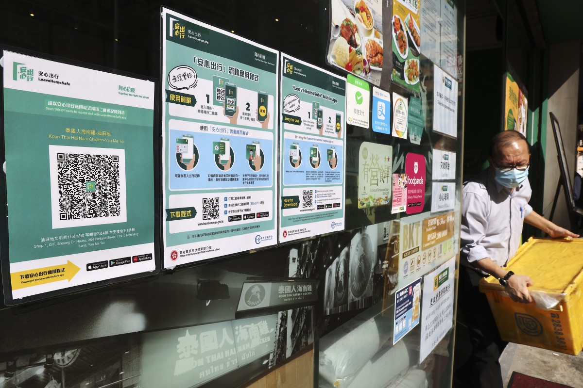 It may become compulsory to scan a QR code when you eat out. Photo: SCMP/ Nora Tam