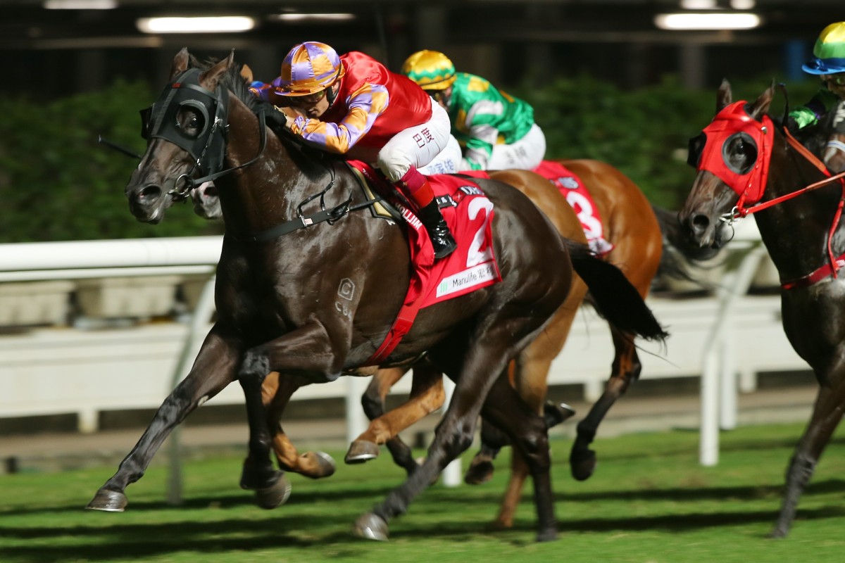 Tashidelek dashes clear to win under Alexis Badel at Happy Valley. Photos: Kenneth Chan