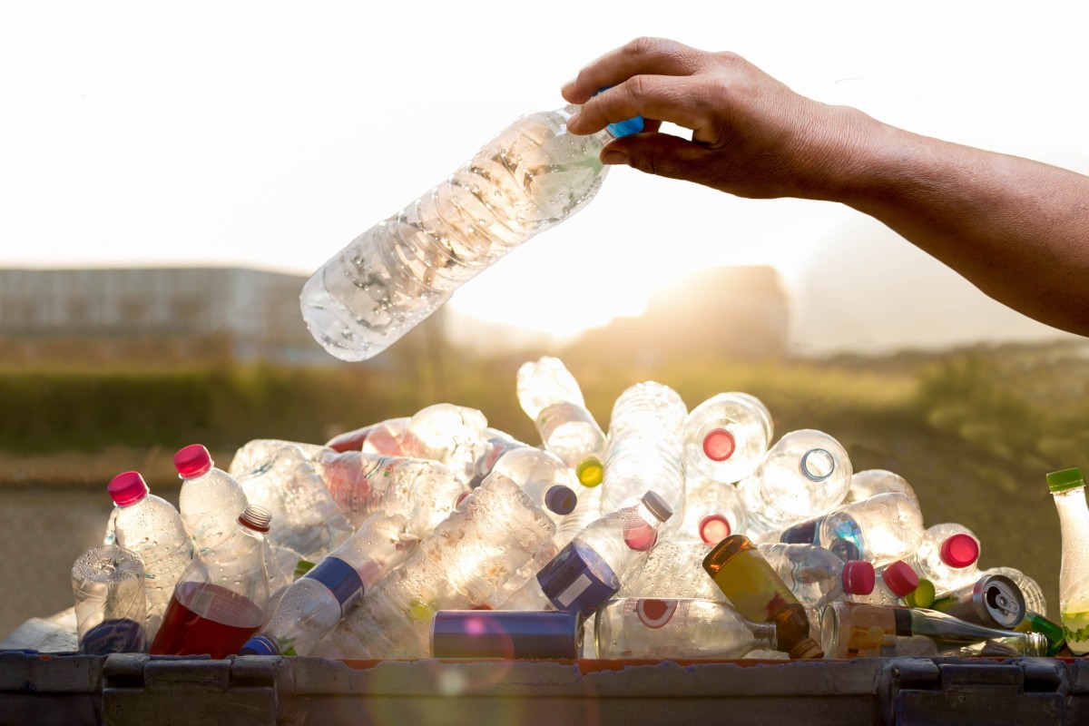 The Hong Kong government is looking at a scheme that would give people 10 cents for every plastic bottle they recycle, but is it effective?