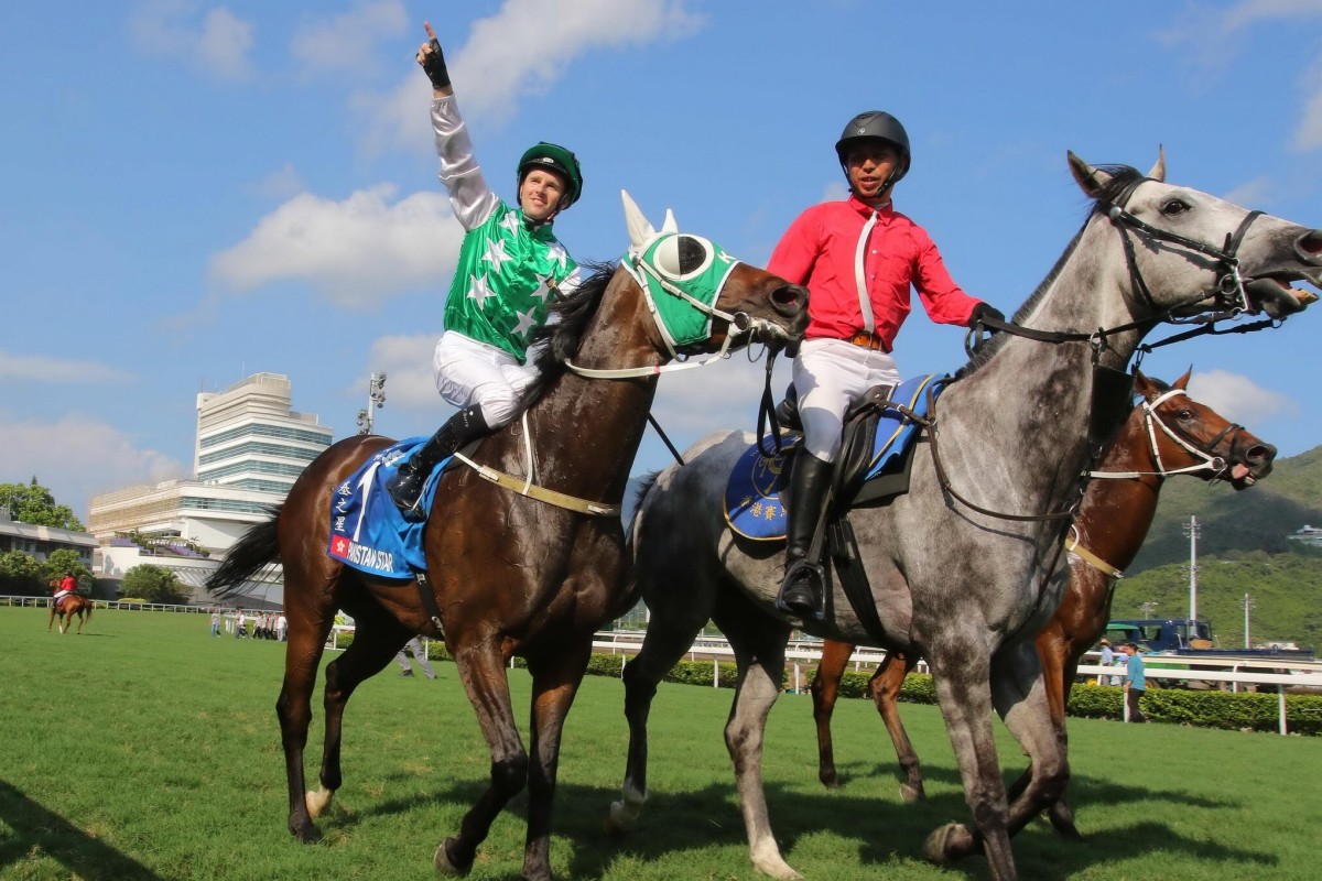Tommy Berry celebrates his Group One Champions & Chater Cup (2,400m) victory aboard Pakistan Star in 2018. Photos: Kenneth Chan