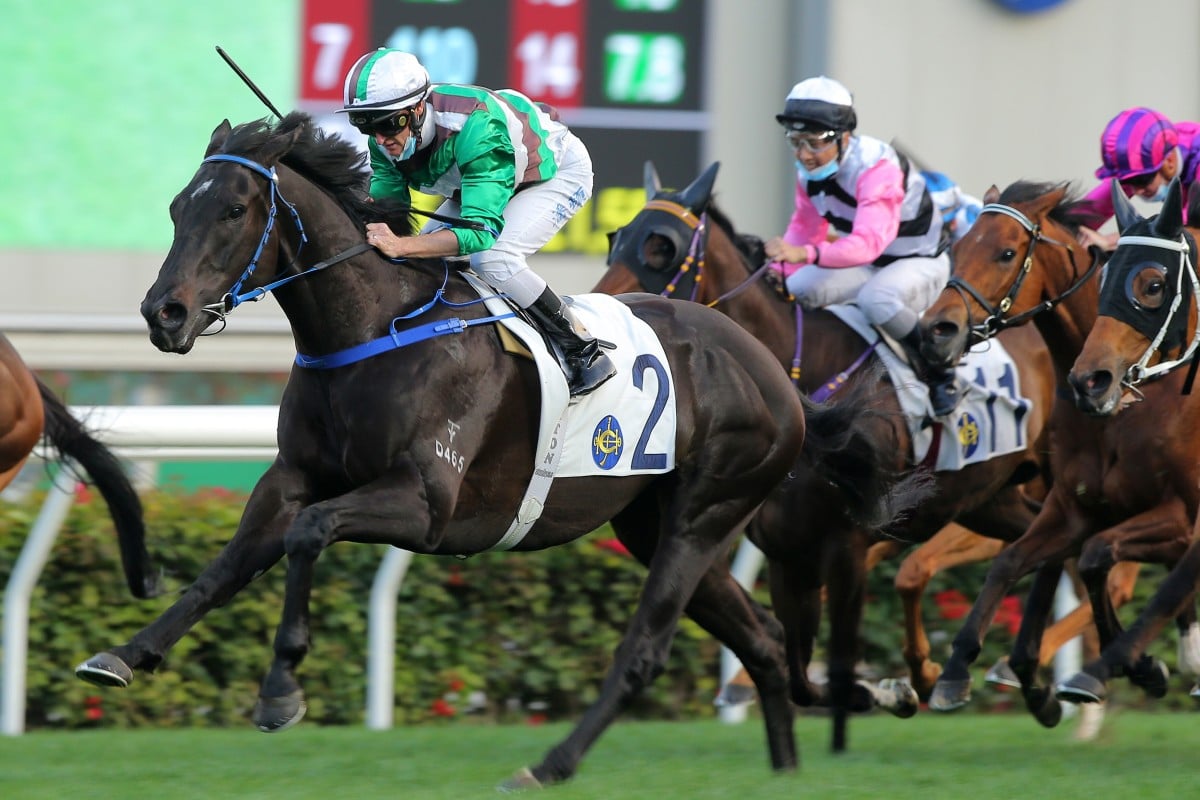 Jimmy Ting’s Super Football bolts to victory at Sha Tin last start. Photos: Kenneth Chan