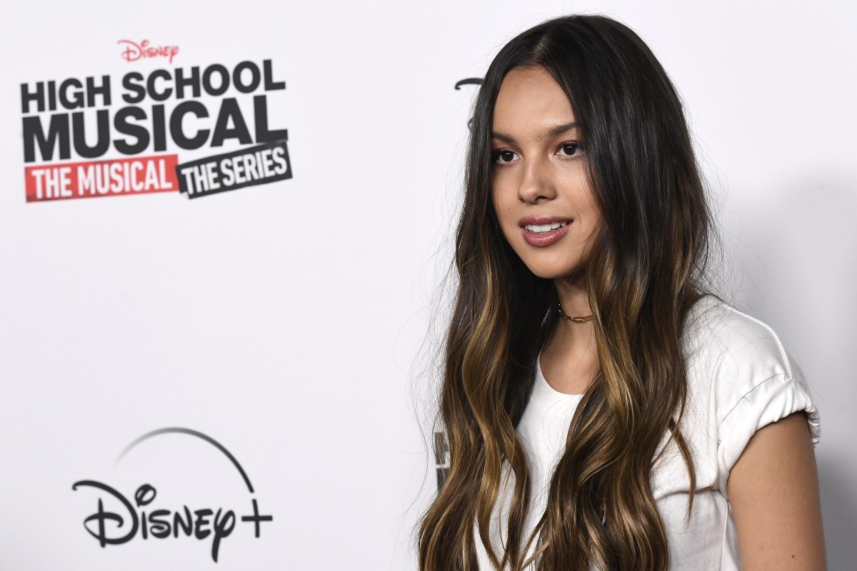 Olivia Rodrigo’s fans are eagerly awaiting her debut album, which she will be releasing on May 21, 2021.