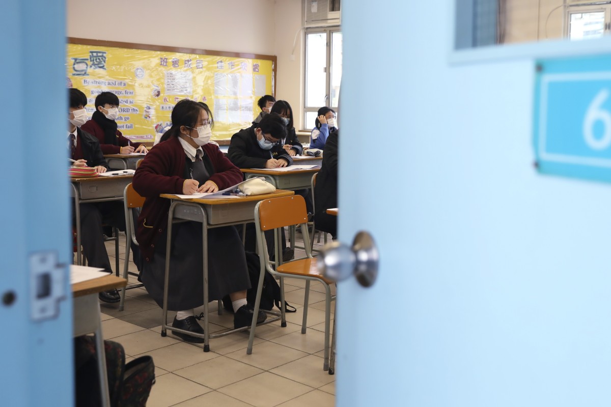 The coronavirus pandemic has caused a massive amount of stress for both students and teachers, mostly due to online learning. Photo: SCMP/K.Y. Cheng