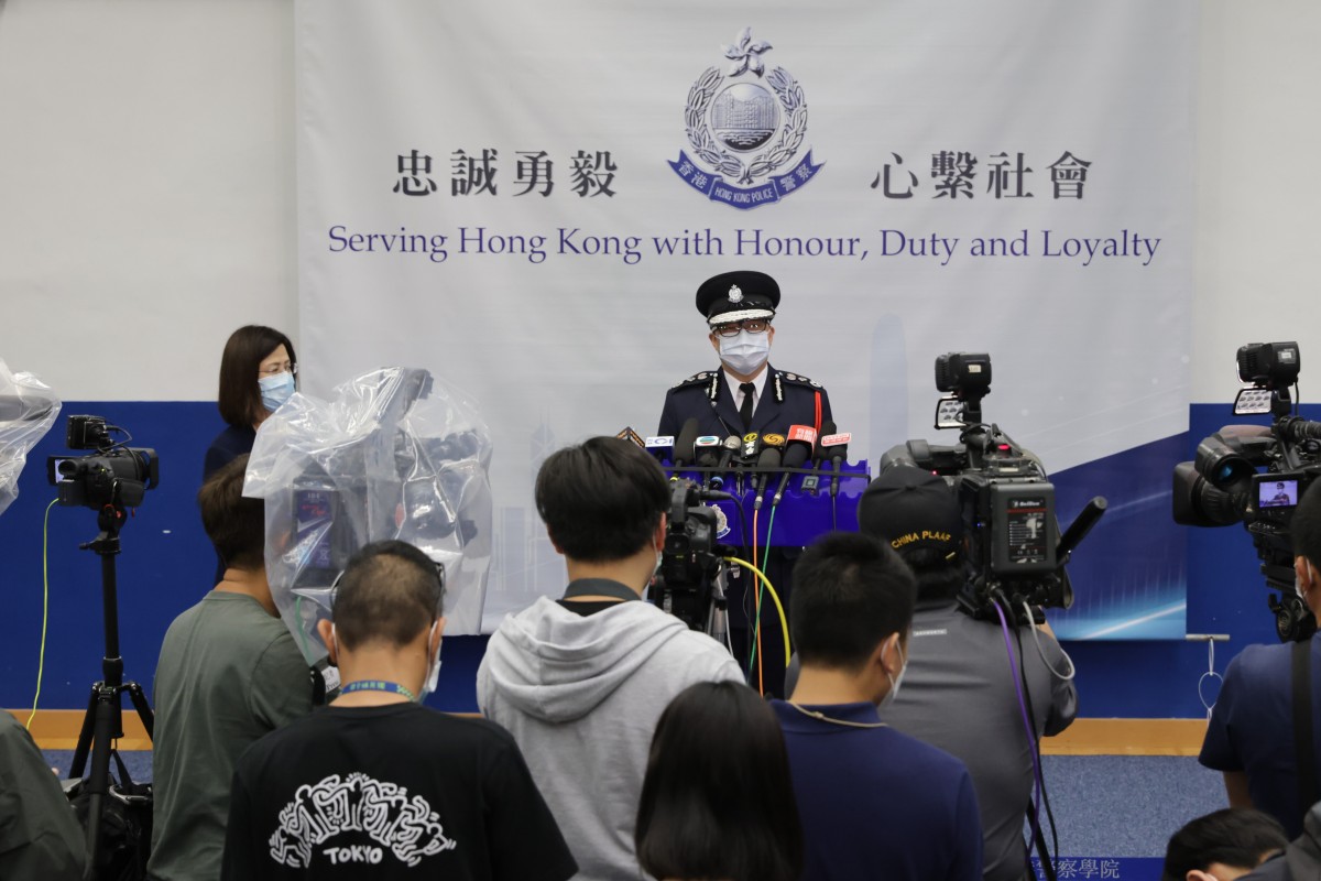 Commissioner of Police Chris Tang Ping-keung speaks to the media in Wong Chuk Hang. Photo: SCMP/ May Tse